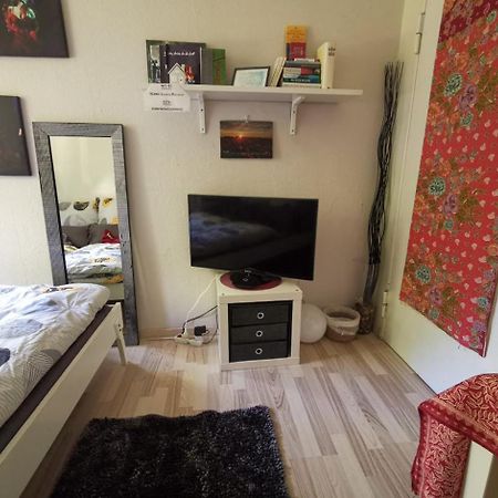 Cosy Room In Our Apartment Berlin Bagian luar foto